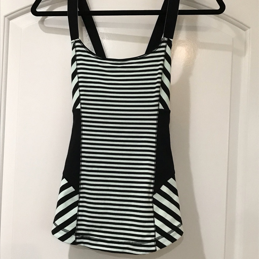 Lululemon Tank - Black and mint